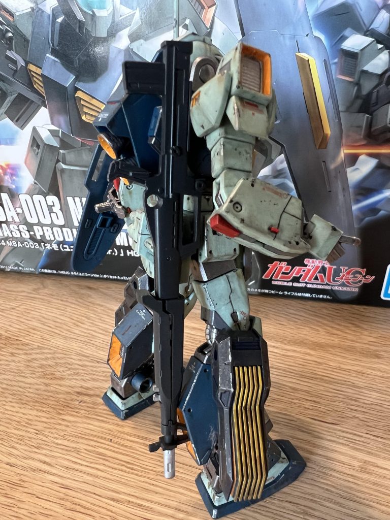 写真撮り忘れてました汗ネオジム磁石でランドセルに取り付け可能に。