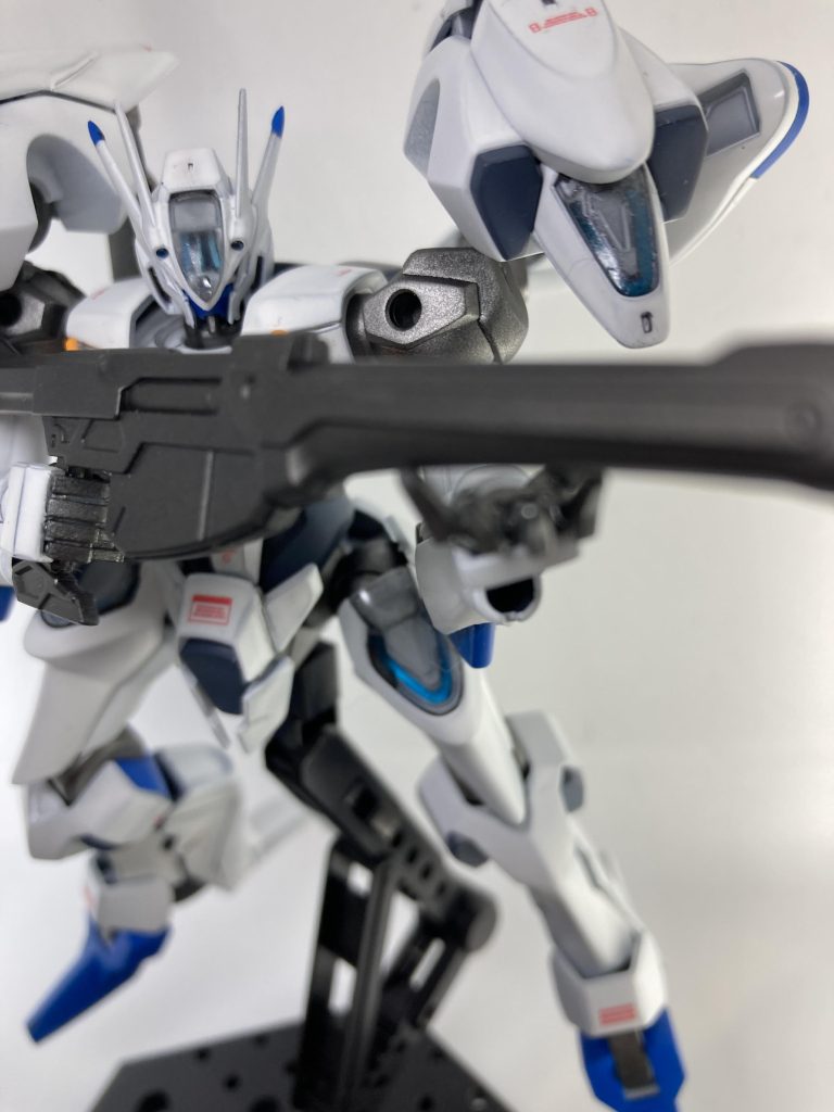 ライフルを構えてみました