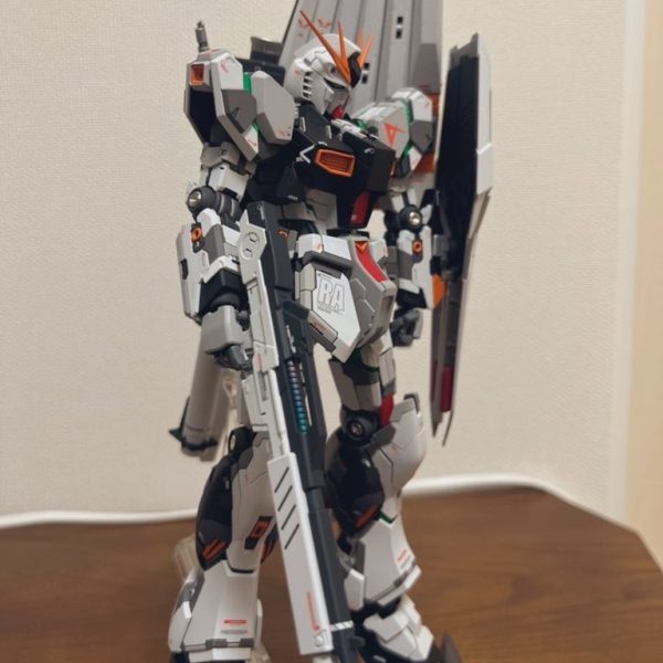 ディテール盛り盛りνガンダム