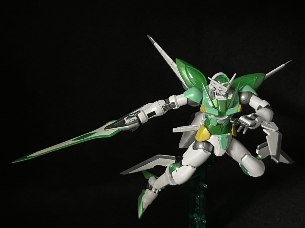 軽くポーズ その2飛んでるように見えなくもない…?