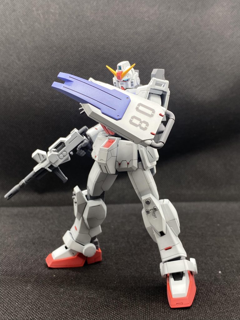 HGUC陸戦型ガンダム–5枚目/制作者：パティシエ