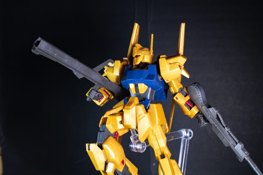 バズーカ:Z時代独特のバズーカ。細身ながらロングバレルでカッコいい。