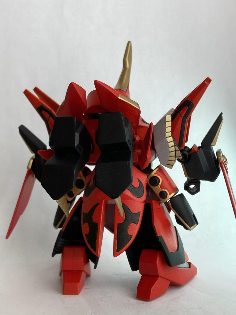 龍将の足は設定ではバーニアになるそうですが、今回はオミット。