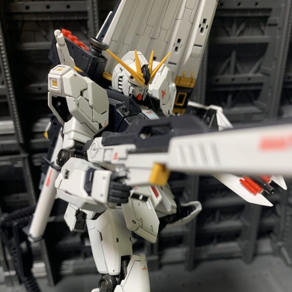 RG νガンダム　全塗装