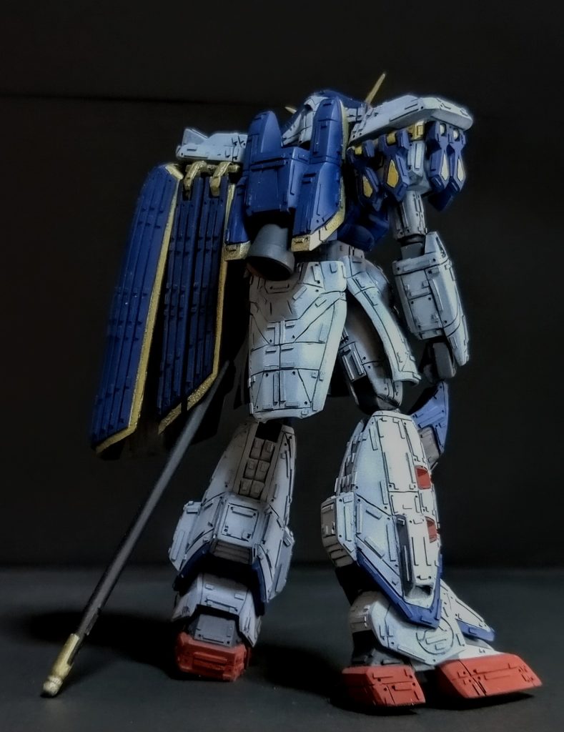 実はガンダムローズって後ろ姿がカッコイイんですよ❗️