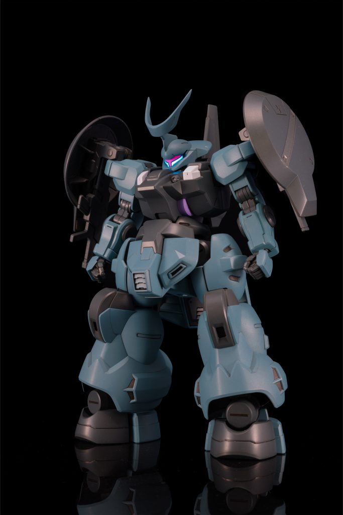 カメラアイはグリーンスタッフワールドの蛍光カラーを使用。