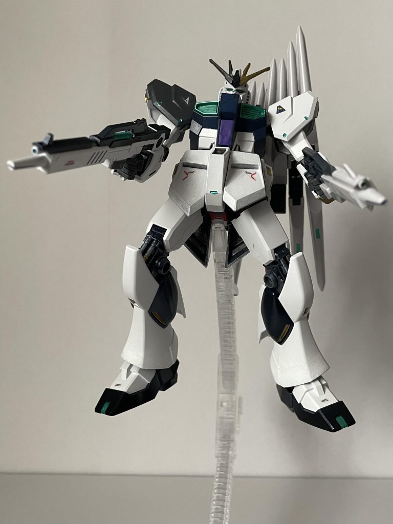 折角あるならと、二丁ライフル構え…ワルっぽい!