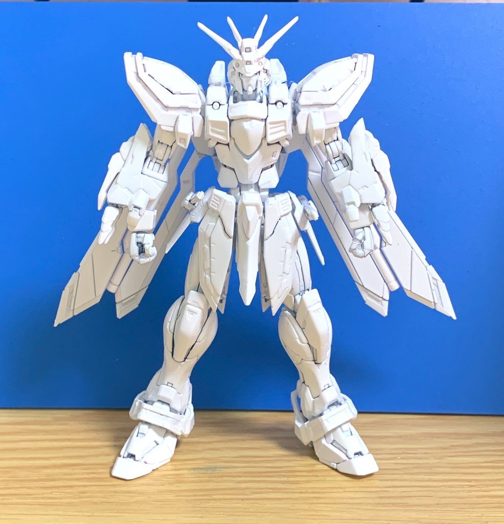 筆塗装前の状態です