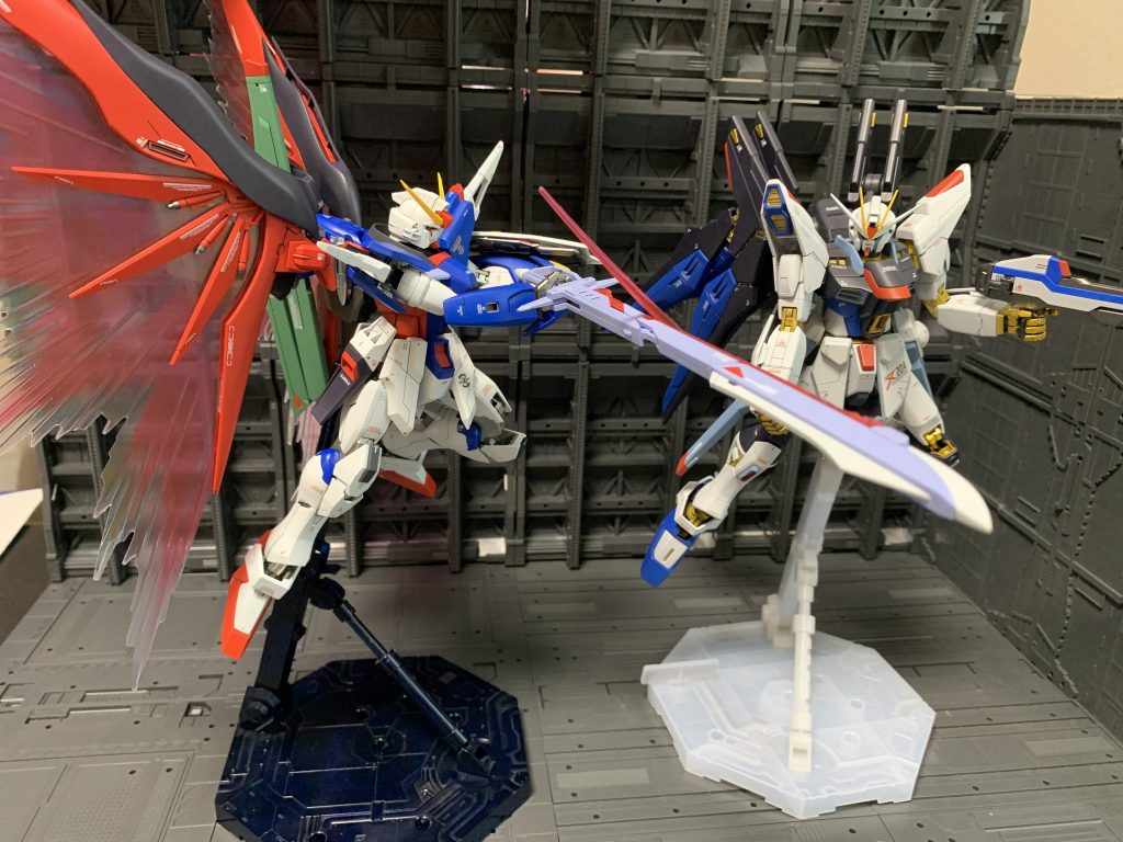 ストライクフリーダムと。ポージング微妙ですみません笑