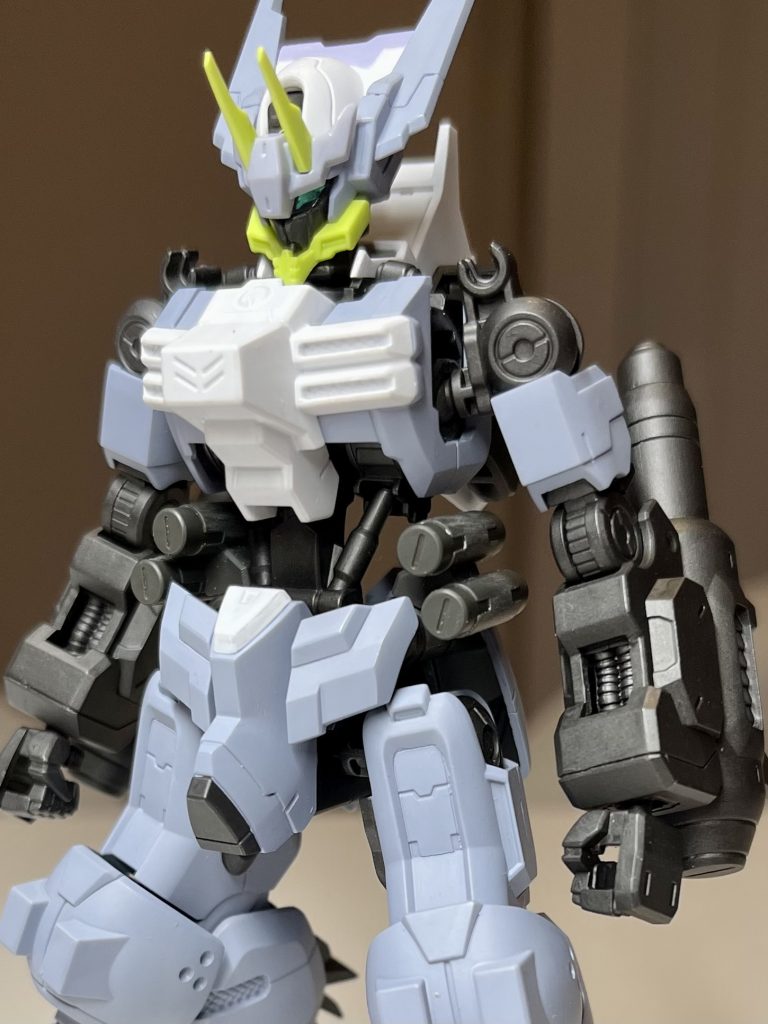 グレーはいい色が調色できたと思う