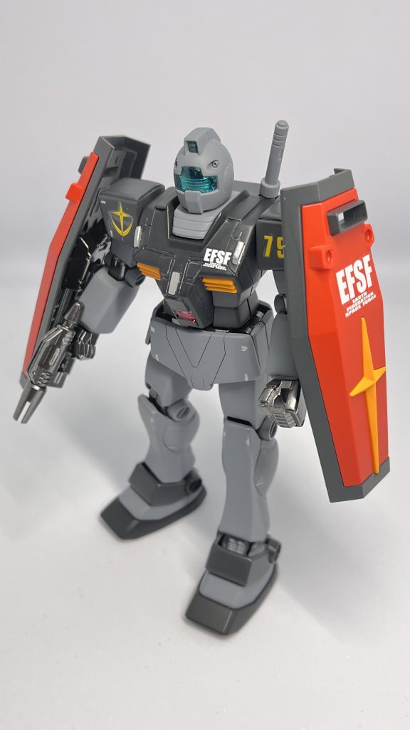 全体的に偵察機なので暗めの配色にしました。