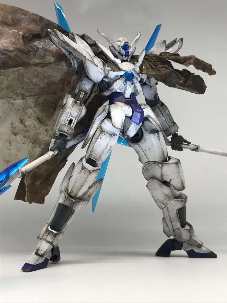 すんごいヒロイック…やはりマントはジャスティス!😭なんかスーパーロボット大戦の主人公機体で登場しそうや…