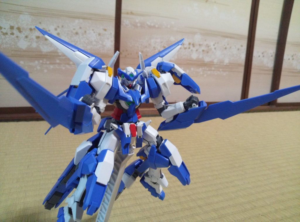 トランザム時のメイン武装になるトランザムGNブレイド