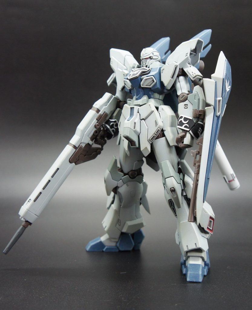 装飾過多な赤いのよりこっちの方が好みかも。角の一本くらいはあってもよかったかなぁ。