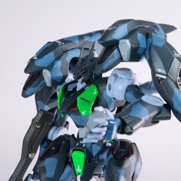 ガンダム・ファラクト　スプリッター迷彩仕様