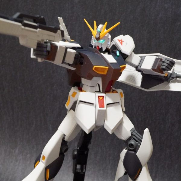 EG νガンダム