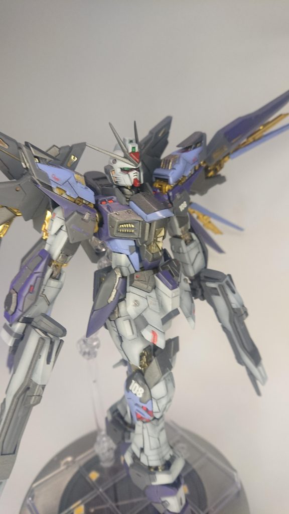 若干デカール貼りしてます。