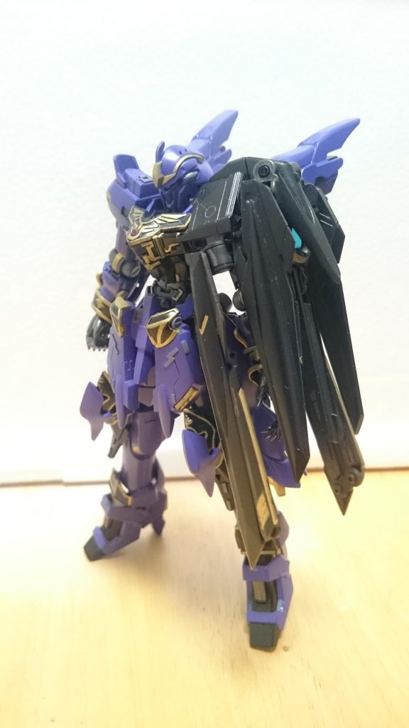 全体的に女性っぽいイメージになるようにいじってみました。・・・どうでしょう。