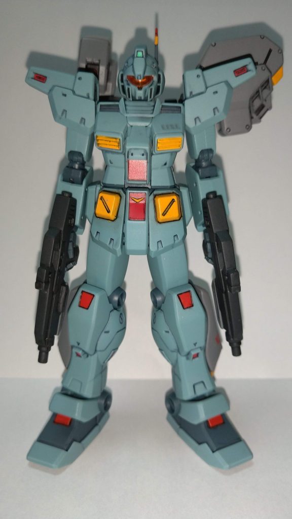 真正面ライフルはマ－ク2のショ－トバレルタイプです。GFFから流用。一部塗装。