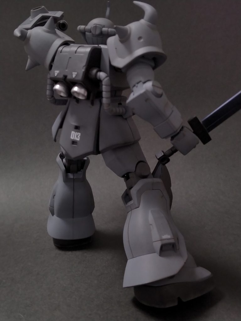 ガトリングガンは迫力あってかっこいいんですが、今回は外しています。ガトリングガンは打ち切って装備自体破棄した設定です。ガトリングガン無しも近接戦特化って感じで好きですね!