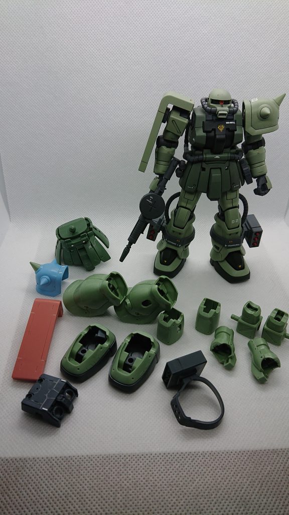 現在作成している物と。ストーリーにも上げていますが、我が家の主である猫様から本キットの作成を命ぜられたのですが、なかなかペースが上がらないのと、この先出張が続くので完成のメドがたたないので旧作をアップしました。まだ表面処理が甘かったり、デカールがシルバリングしていたり、お恥ずかしいかぎりですが、キットのポテンシャルに助けられました。新作ではよりバージョンアップしたものをご覧にできればと考えています。稚拙な作品ですが、最後までご覧頂きありがとうございました。