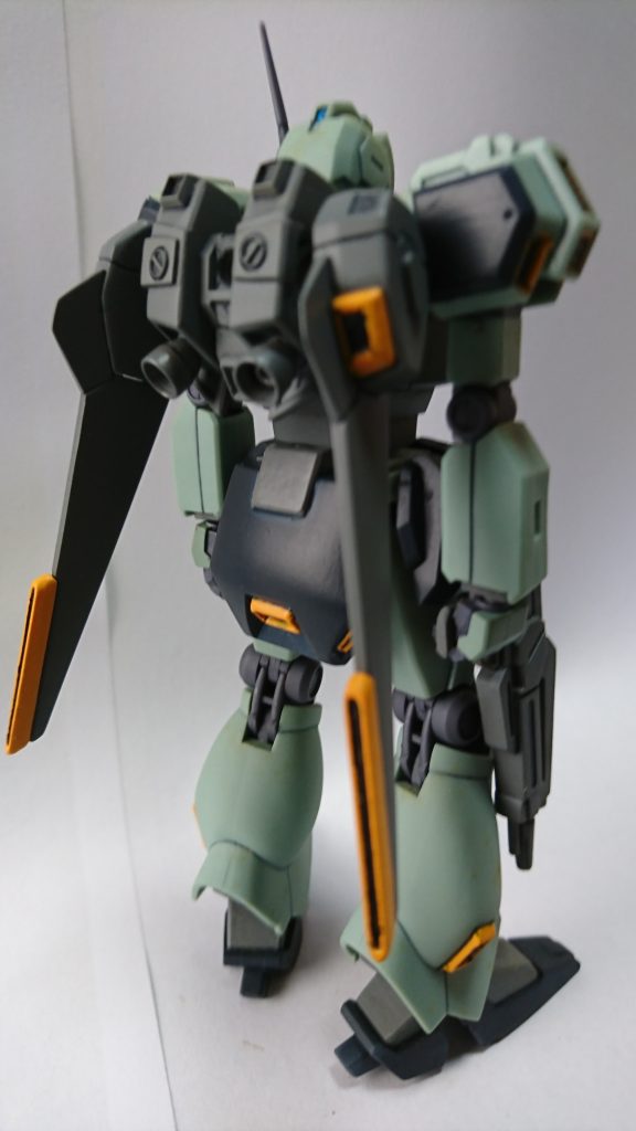 後ろ姿。バックパックはダブルオーとシ－ド系ジャンク等です。