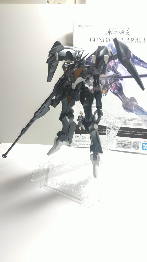 ガンダム　ファラクト–5枚目/制作者：鈴木 英介