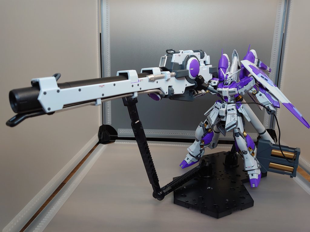 ハイパーメガバズーカランチャーも部分塗装してみました。