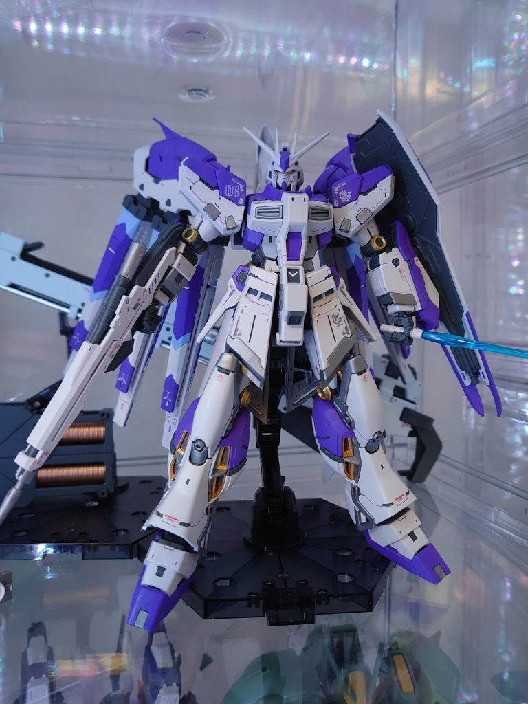 ゴールド部分にクリアーを吹いたら、所々剥げてしまいましたが、好きな色合いにできたと思います。