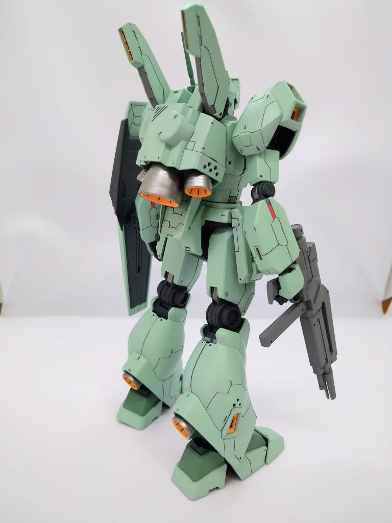 もうちょい塗り分け頑張った方が良かったかなと思うバックショット。