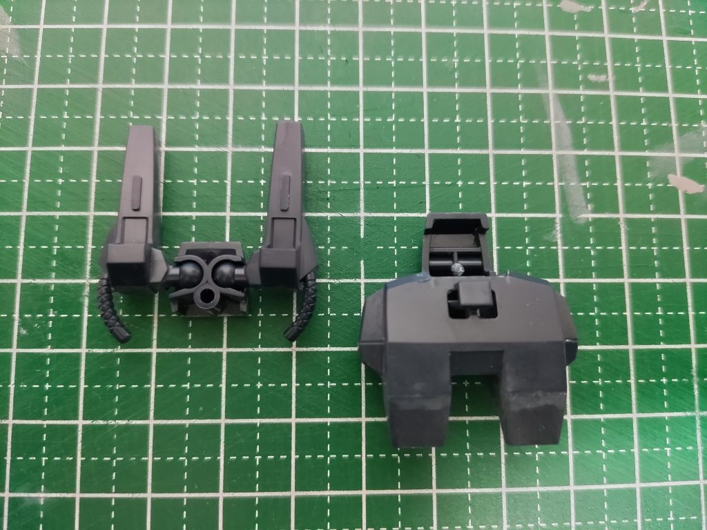 制作された方々は、サーベルラックの後ハメはどうしているのでしょうか?