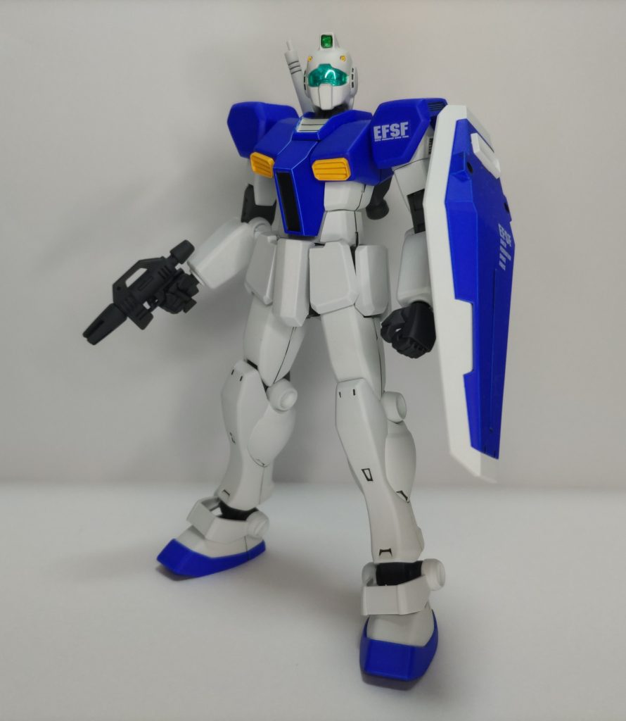 ノーマルのジムでは、初代MGが一番カッコイイと思うので、HGで再現しようとしたものです。