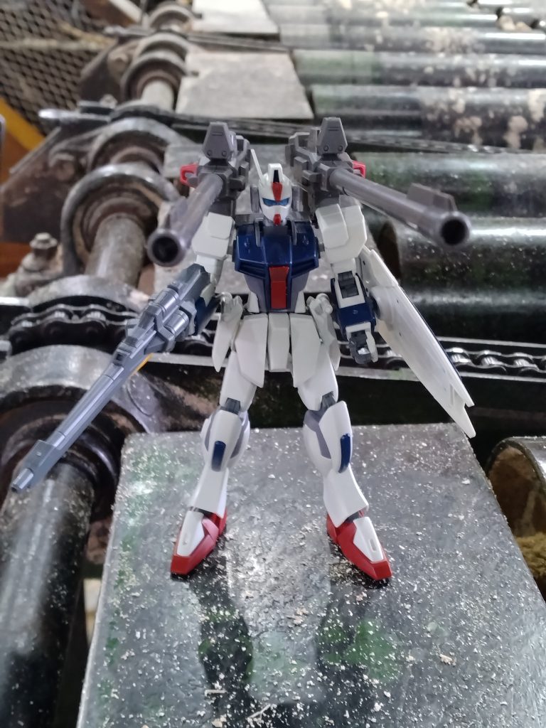 会社の機材の上で撮影しました。