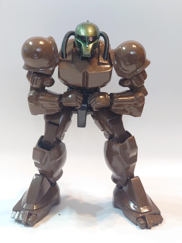 モストマスキュラーをくらえっ!「ナイスカット!仕上がってるよ!」ショルダータックルをサイドチェストポーズにしたくて4ヶ月ほどかけて作りました!上半身のボリュームを出しつつ前屈みにできる可動と、ふくらはぎを逆さまにして作るのに苦労しました…