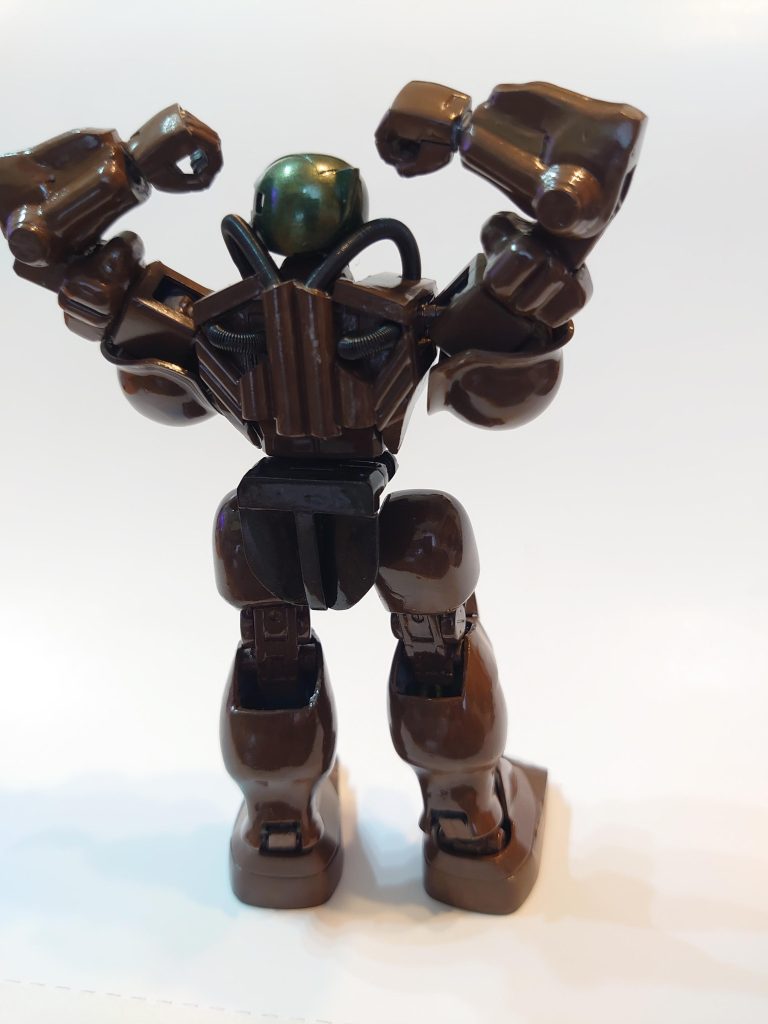 最後にツヤありのトップコートを吹く時に倒れてしまい、塗料が剥げてしまった…鬼の顔も今一だし、本当はスプリングまみれで筋肉の筋にしたかったのですが、表現力と気力が足りなく妥協してしまいました。が、とりあえず完成して満足です!!ご覧いただきありがとうございました!