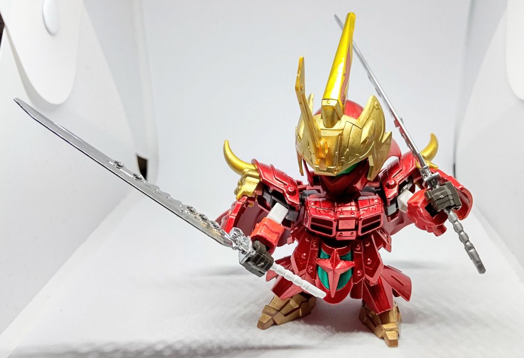 武器は孫権アストレイの刀から拝借