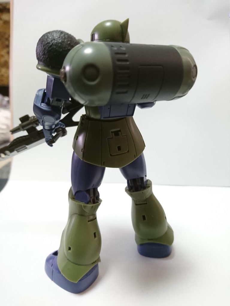 後ろ姿。バックパックは武器セットです。見ていただきありがとうございました。