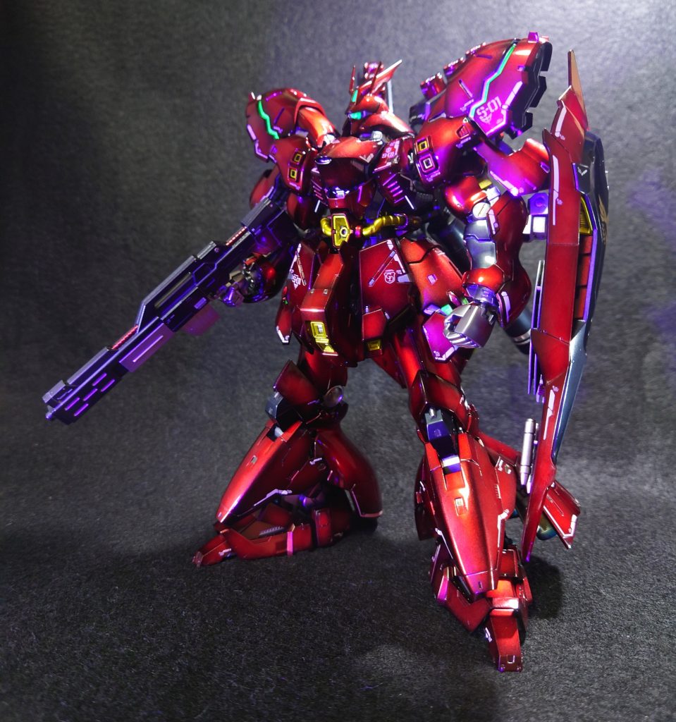 モノアイも光ります