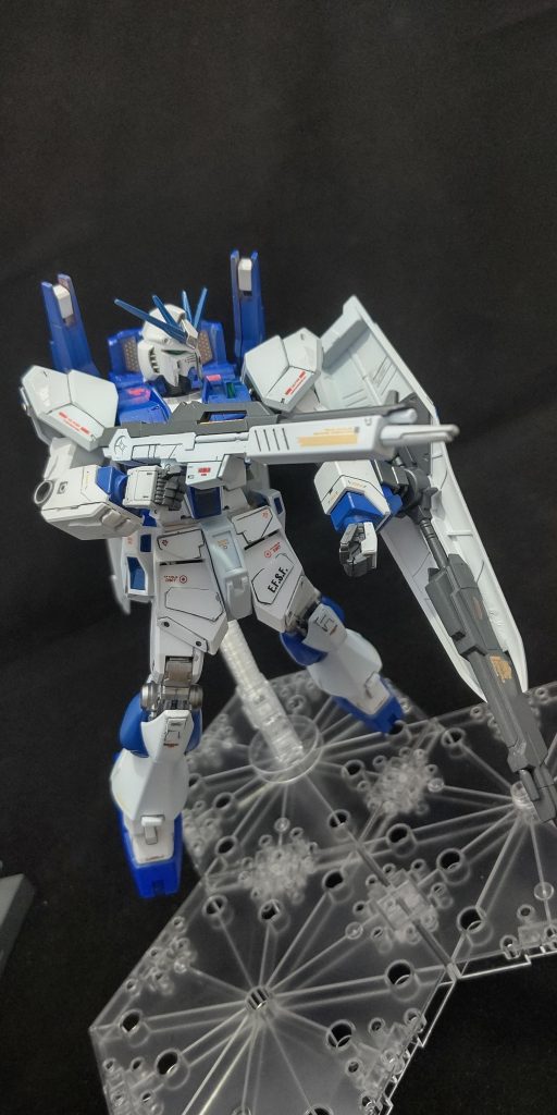 ファンネルを貰えなかったνガンダム–2枚目/制作者：SW20