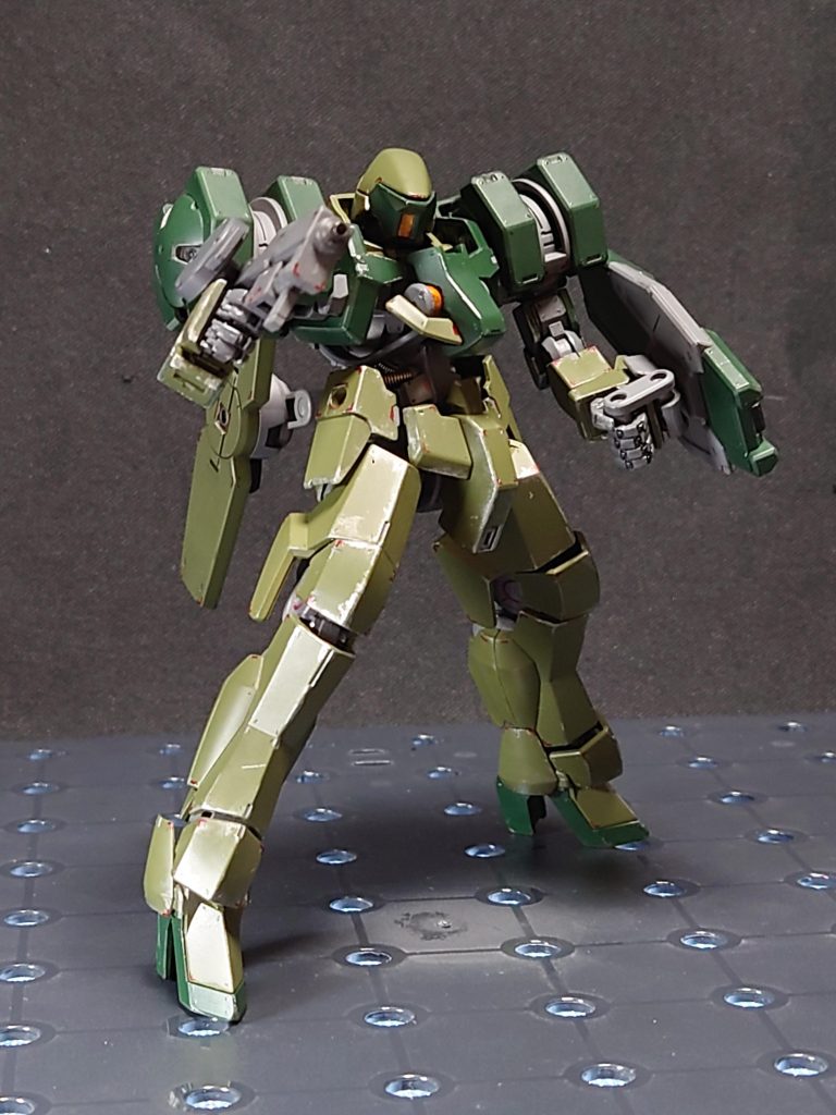 さらに仕込みのライフル有り。