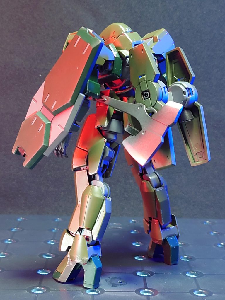 塗装は下地シルバーで、零戦色仕上げのチョロ剥げ仕様になってます。