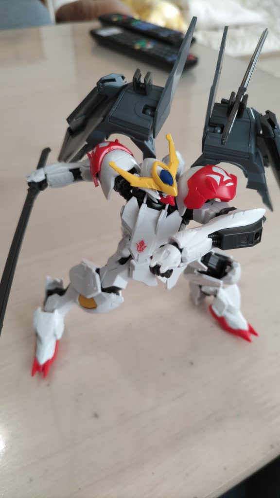 ガンダムバルバトス二の太刀　　　　　　　　　　ガンダムバルバトスルプスの改修機という設定です