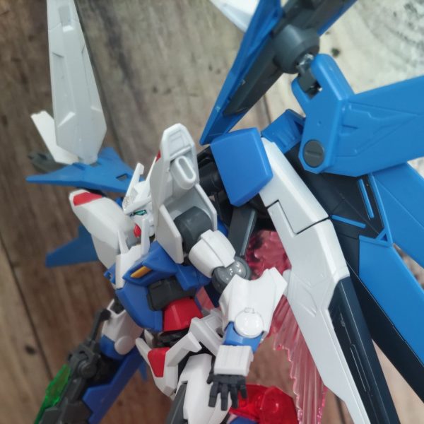 ガンダムダブルオーモビル改