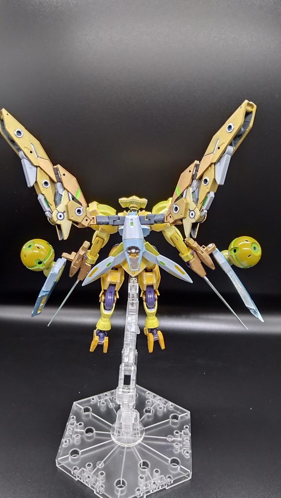 バックパックは30mmオプションパーツを使いました。バックパックを閉じた状態もスッキリしてて気に入ってます😊