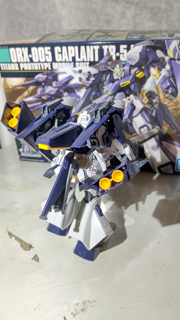 AOZのキットはまだ積んでいるのがあるので折を見て組んでいきたいです……が、カッコいいのに近年の組みやすいキットに比べると古いキットはめんどくさく感じるジレンマ。