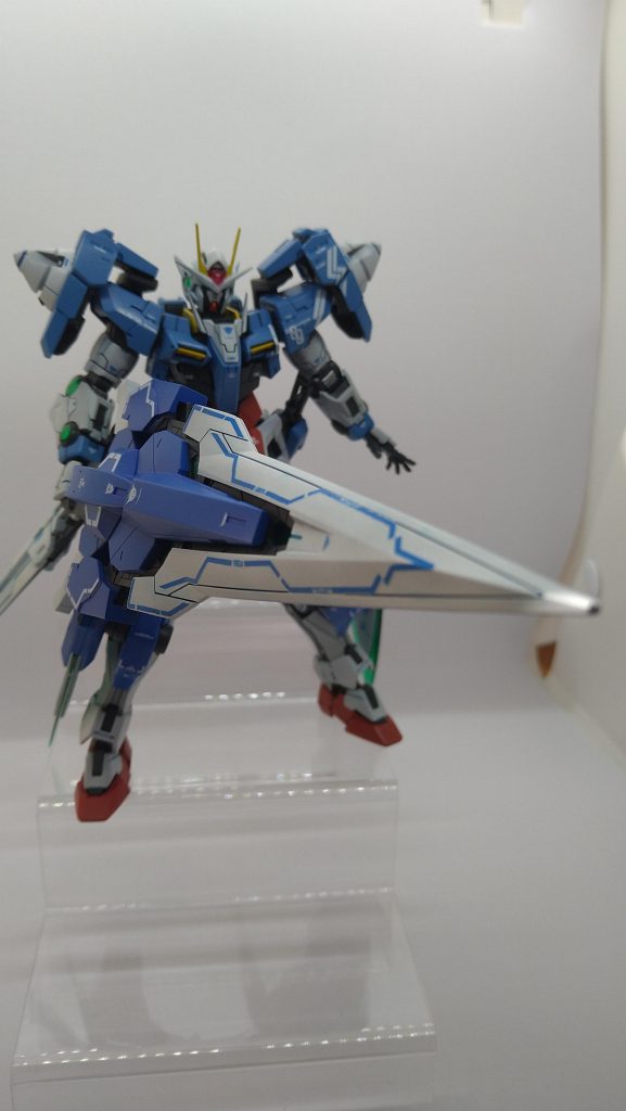 GNバスターソードⅱなんとか持てます。