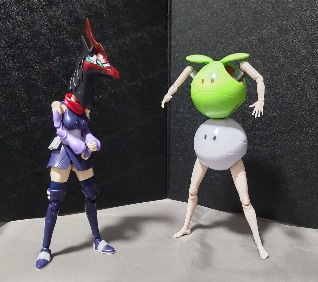 UMA娘とスタイリッシュハロの出会いUMA娘「ヒッ、バケモノ!?」ハロ「く、クリーチャー!?」※どっちもどっちである