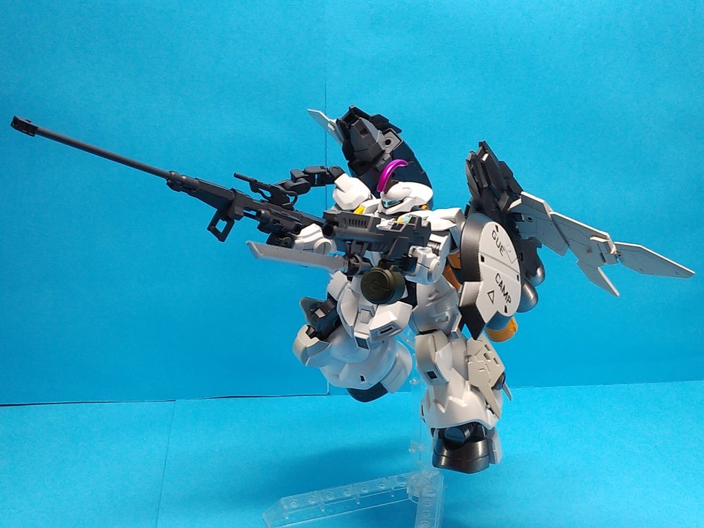 スレッタ「すっ助っ人のグぇ・・・ボブさんですっ!」ボブ「ボブ・マーキスだ。よろしく頼む」ミオリネ「・・・ボブって、あんたグエルでしょ!!」ボブ「・・・。」