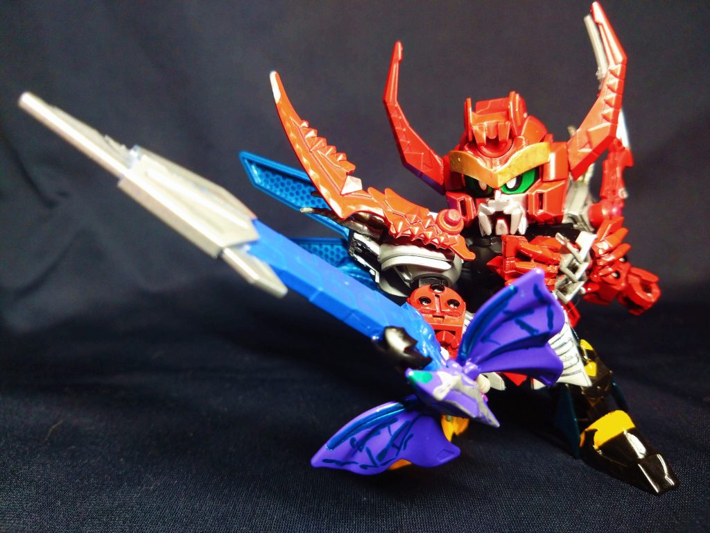 一応はこの先に出る三体(?)の追加パーツと強化合体ができるようには製作しています。本編の展開もどう進展していくのか楽しみです。