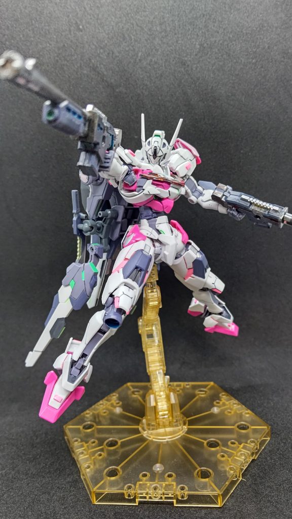 30MMのウェポンセットから拝借しました。2丁のバスターカノンです